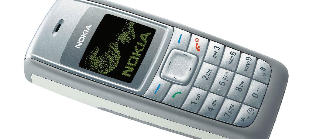 Numero 2 - Testo bianco su sfondo nero per il Nokia 1110 e oltre 250 milioni di copie vendute.
